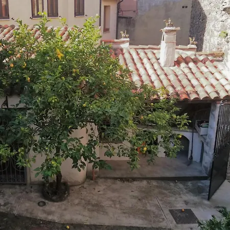 La Corte Dei Limoni *