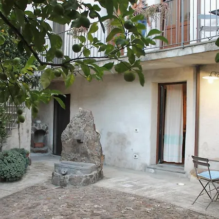 La Corte Dei Limoni Vakantiehuis *